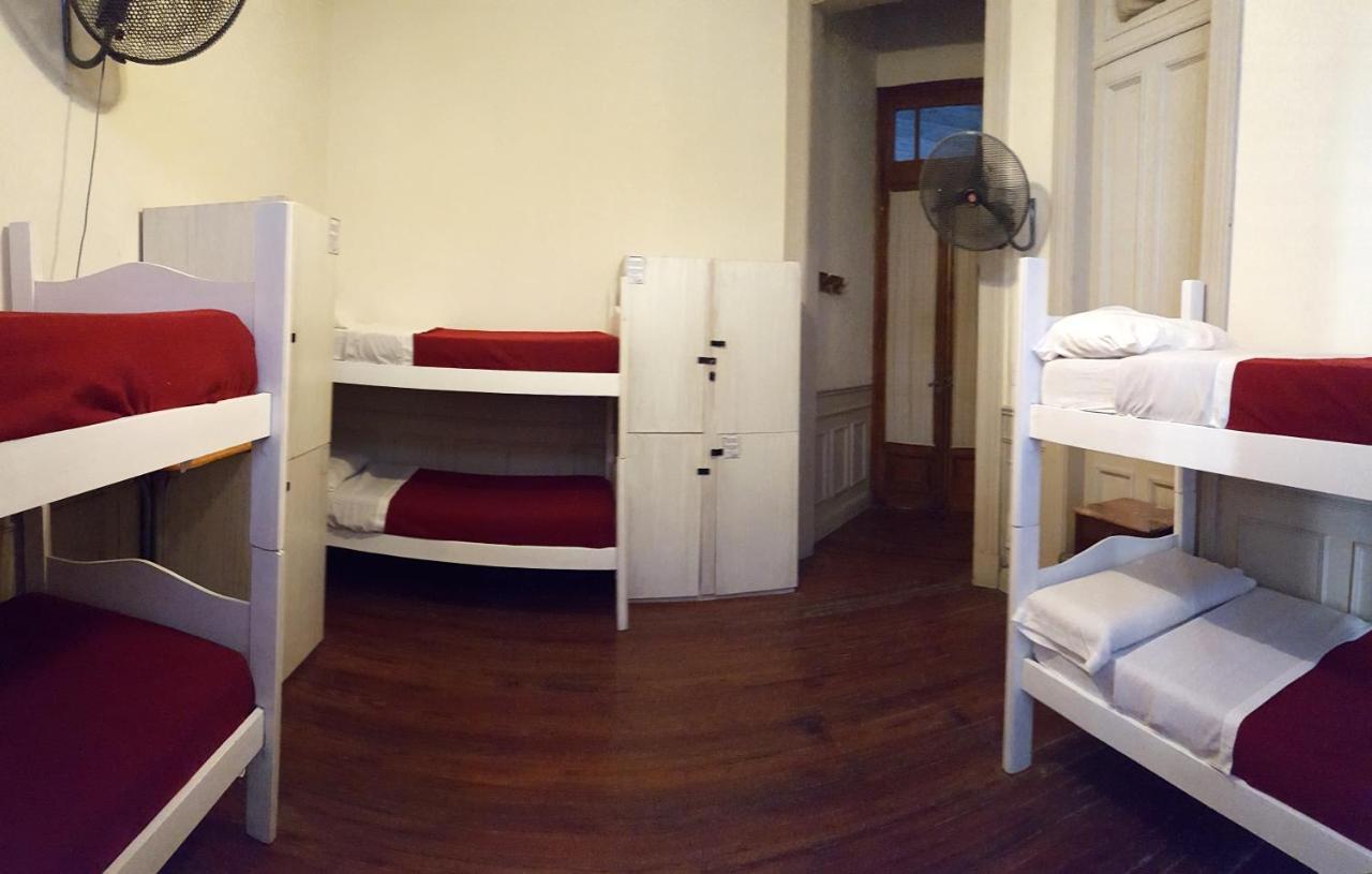 Voyage Recoleta Hostel Буенос Айрес Екстериор снимка