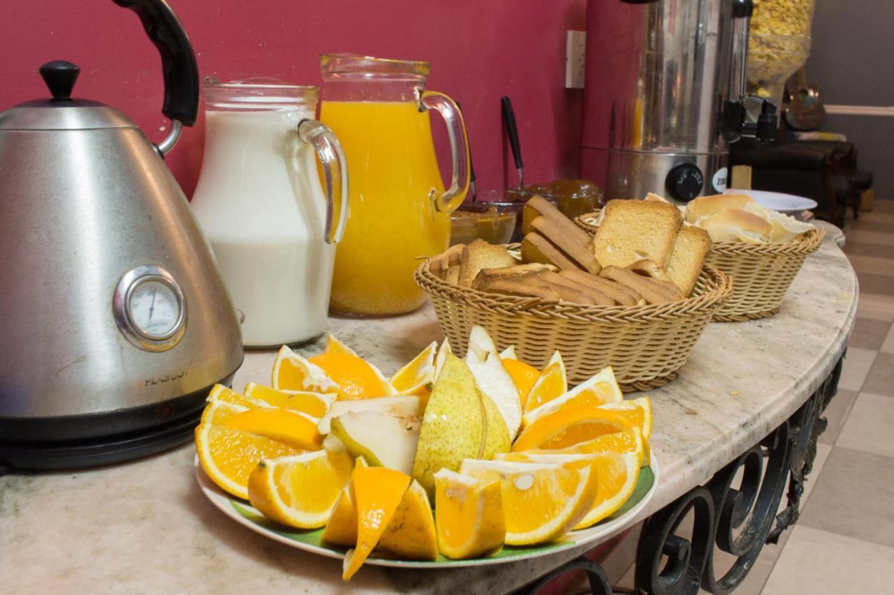 Voyage Recoleta Hostel Буенос Айрес Екстериор снимка